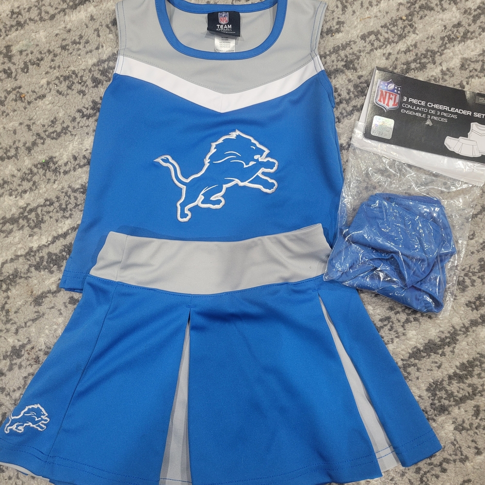 NFL Cheerleader Outfit in Blue and Gray